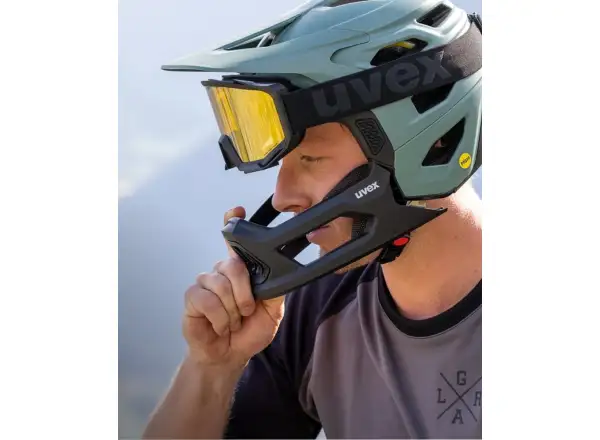 Uvex Revolt MIPS Helm All Black Matt