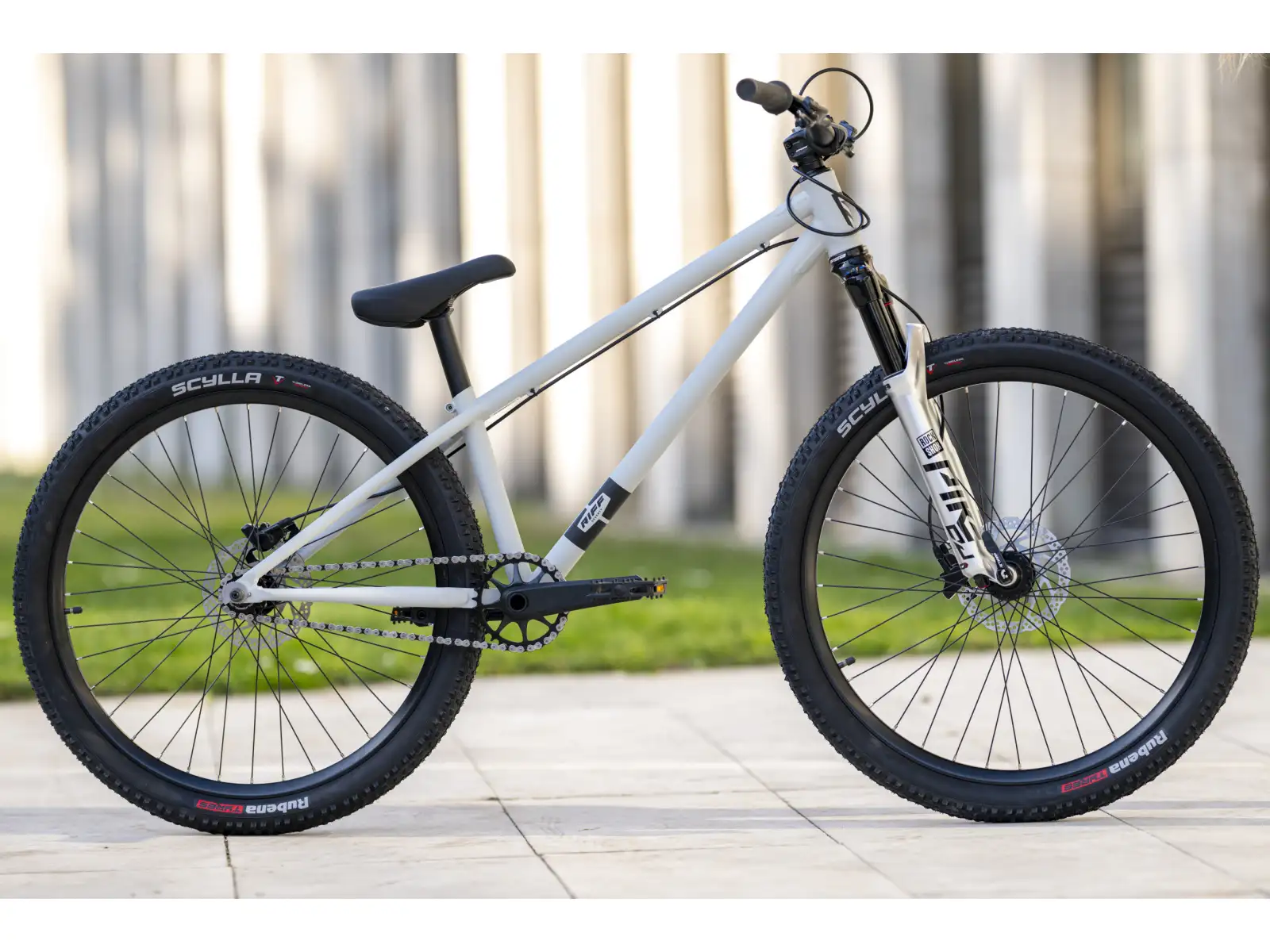 Rock Machine Riff 70s Schmutz Fahrrad Matte Grau