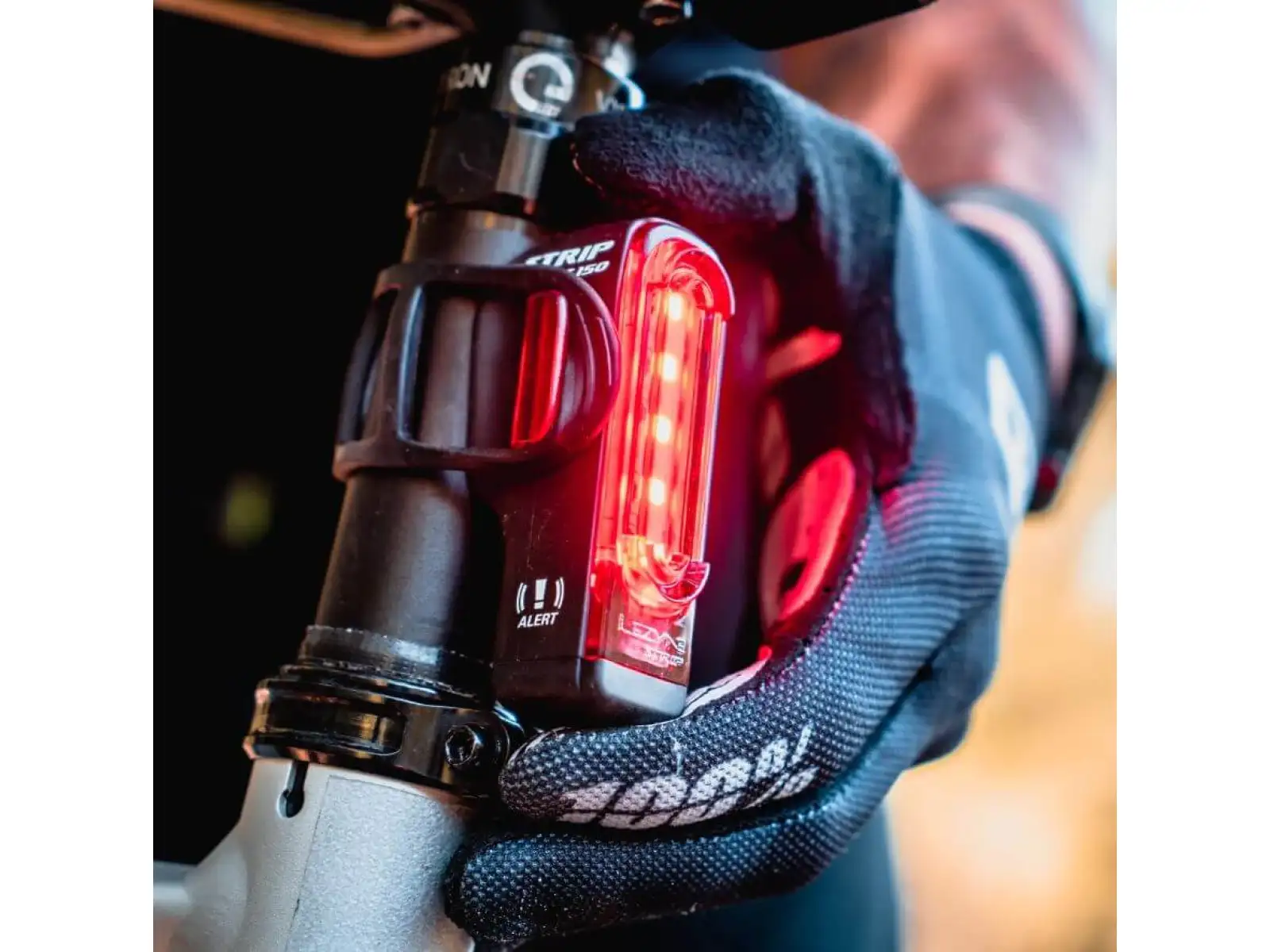 Lezyne Strip Alert Drive Rücklicht schwarz