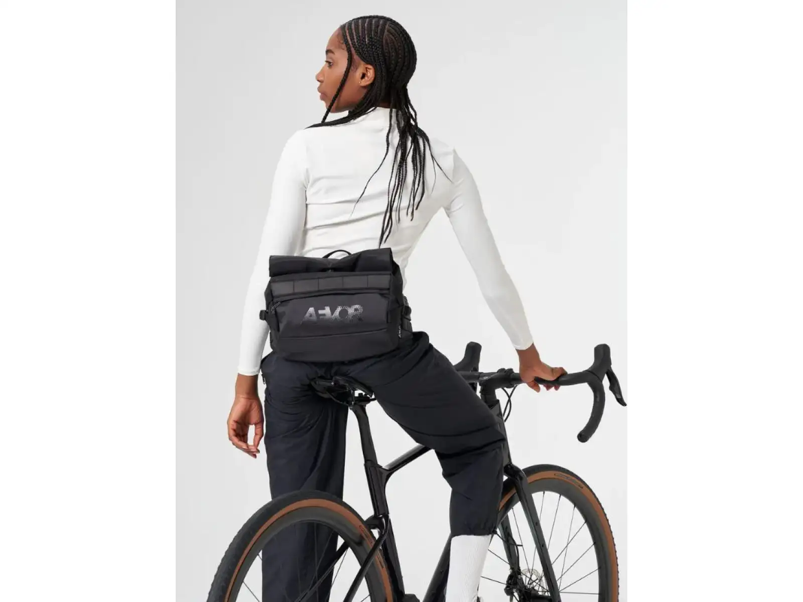 Aevor Waist Pack Proof Hüfttasche 5-9 l Black