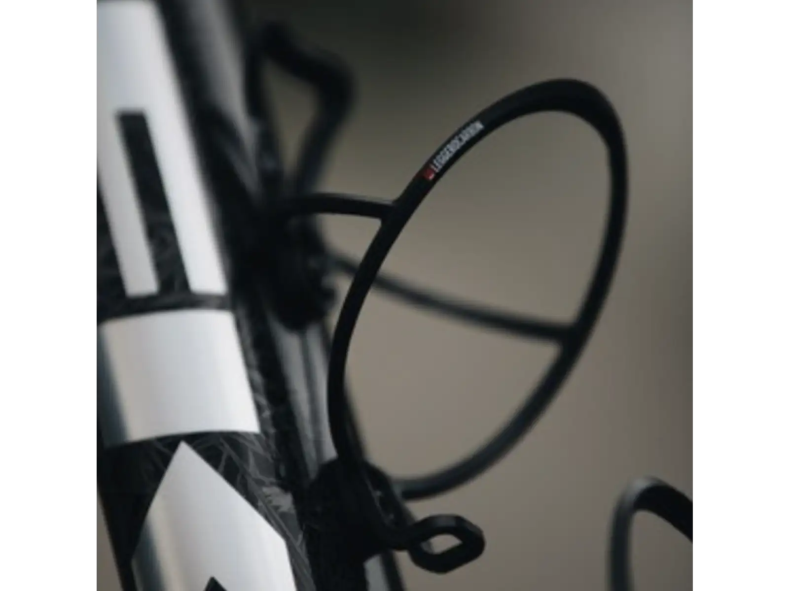 ELITE LEGGERO 2.5 Flaschenhalter Carbon