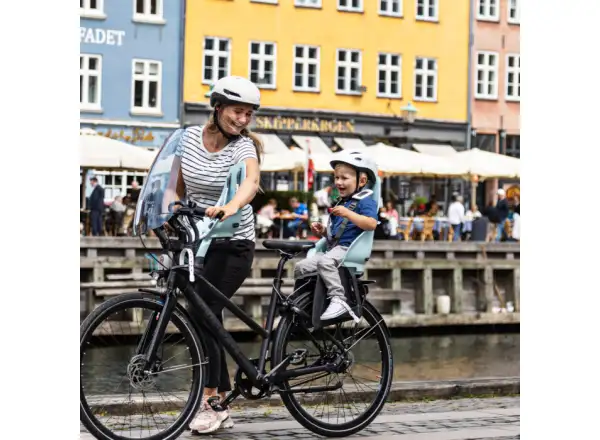 Urban Iki Kindersitz vorne mit Adapter Aotake Light Blue