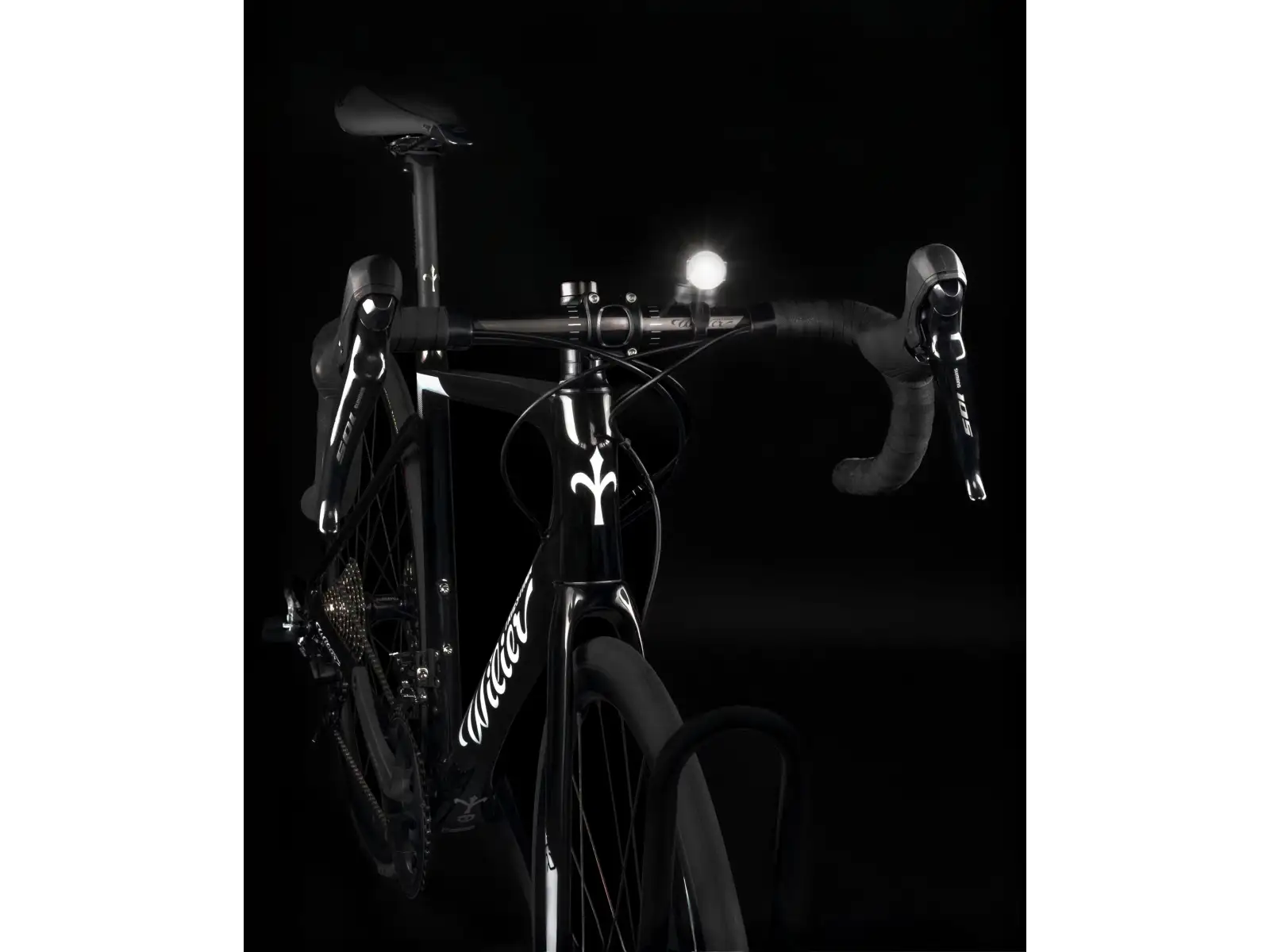 Force Pipe USB Lichtset vorne + hinten schwarz
