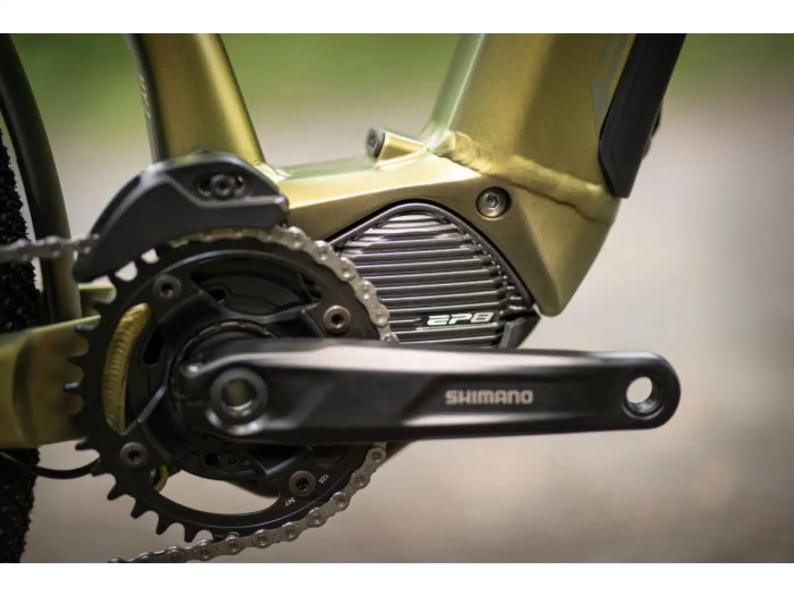 Superior eXR 6090 Touring Trekking-E-Bike Matte Olive Metallic/Chrome Silver