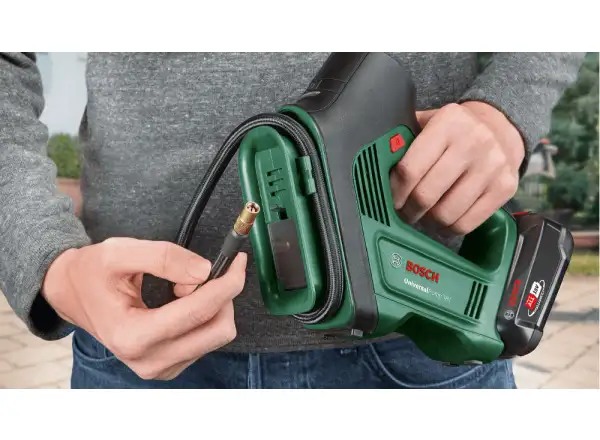 Bosch UniversalPump 18V kabellose pneumatische Pumpe + Starter-Set 18V