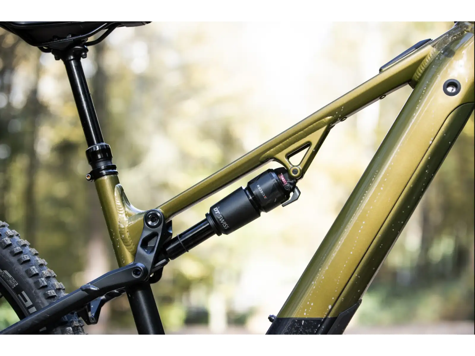 Superior eXF 9049 B vollgefedertes E-Bike Gloss Olive Mettalic/Schwarz