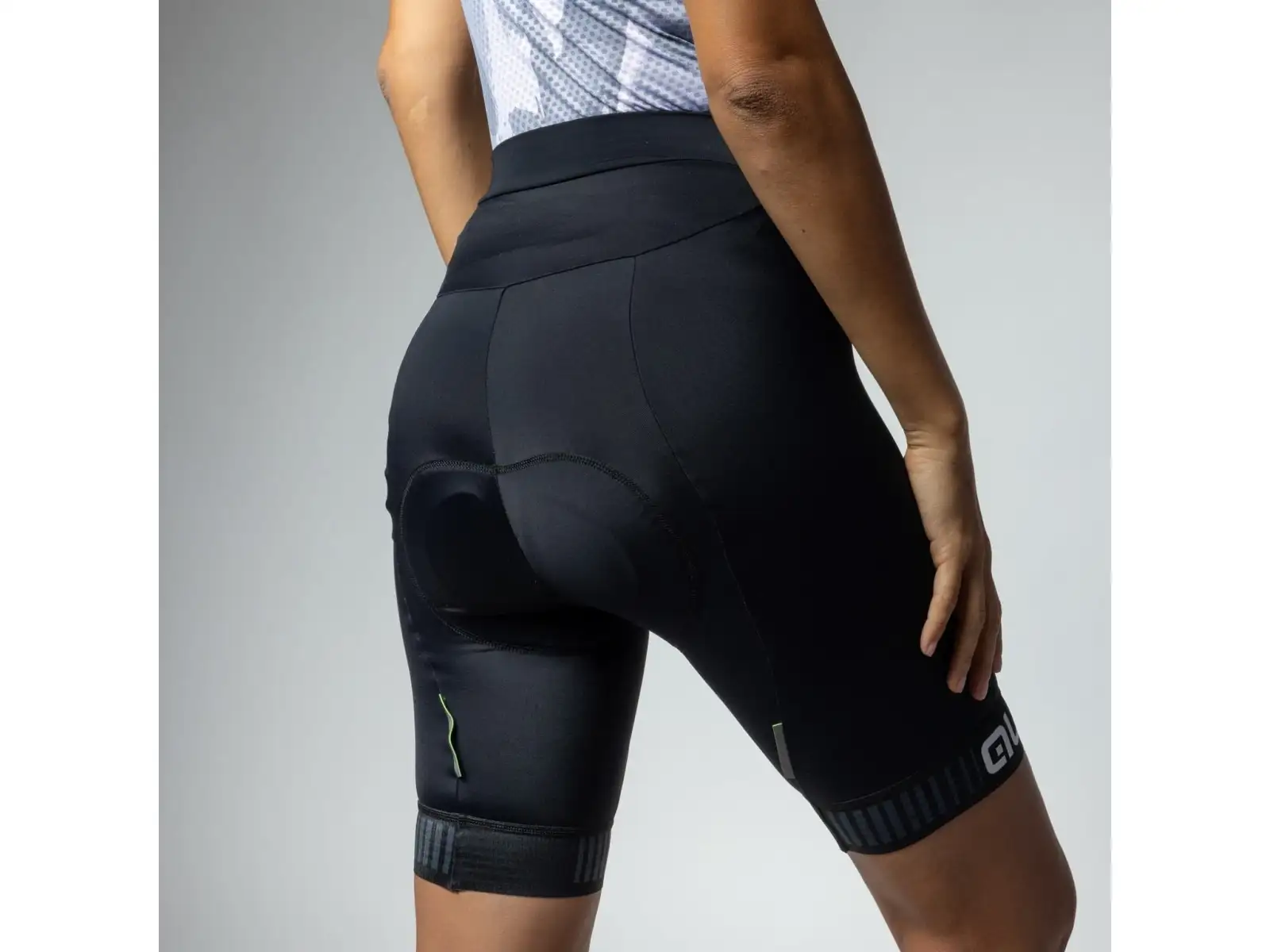 Alé Pragma Traguardo 2.0 Damen-Shorts weiß