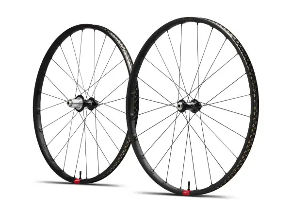 Reserve 25/GR 700c gravel Carbon Felge 24 Löcher