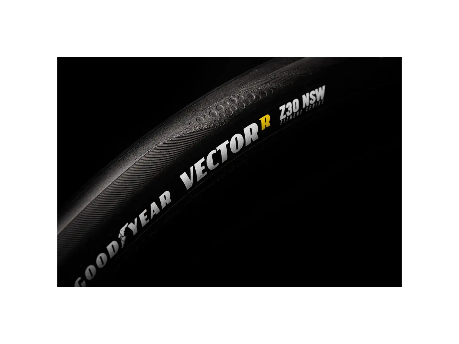 Goodyear Vector R Z30 Straßenreifen 30‑622 Black