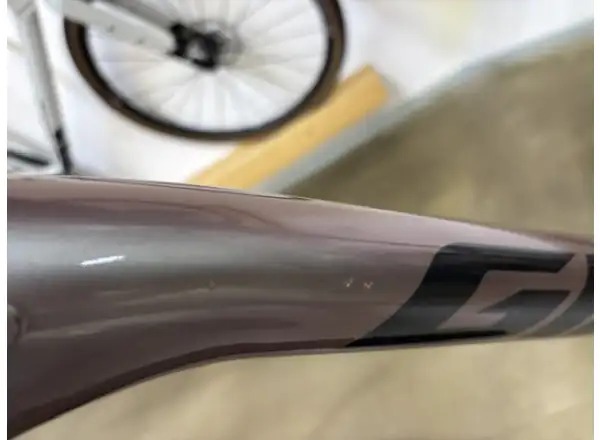 Giant Roam 3 Trekkingrad Shell White MUSTER