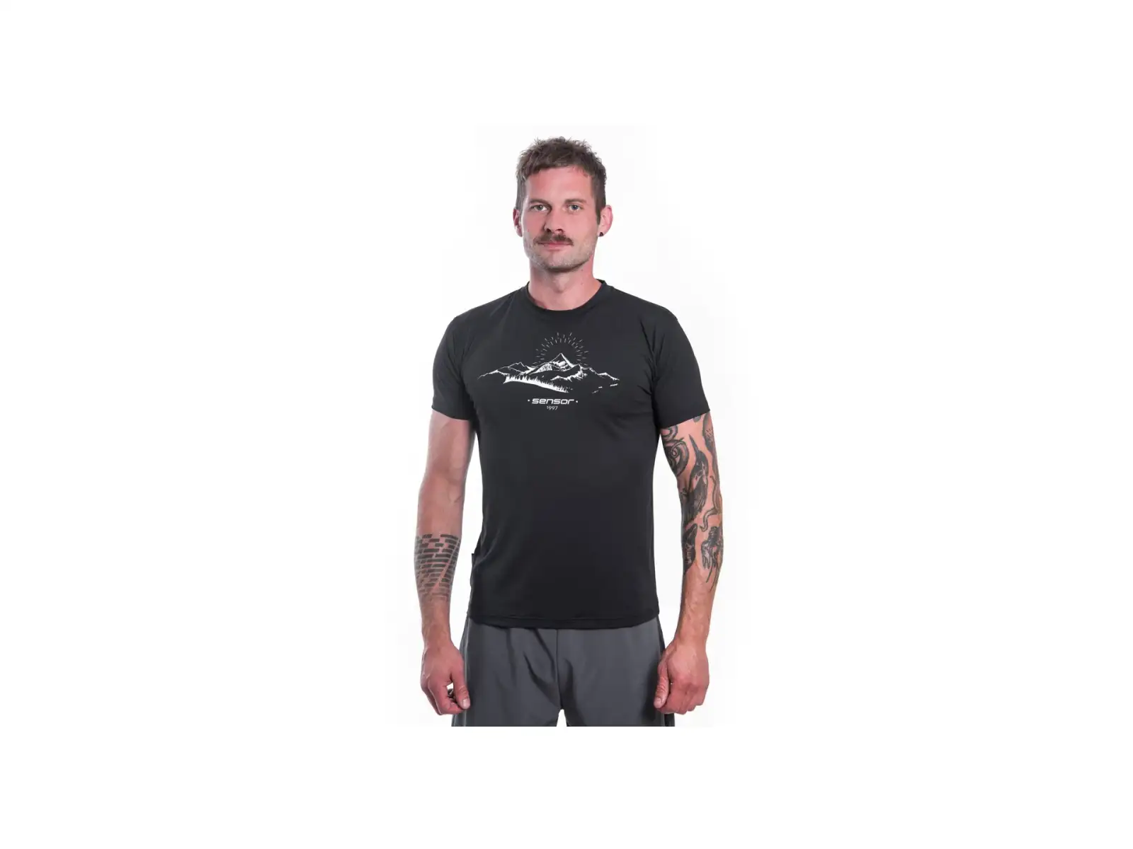 Sensor Coolmax Tech Mountains Herren T-Shirt Kurzarm Schwarz