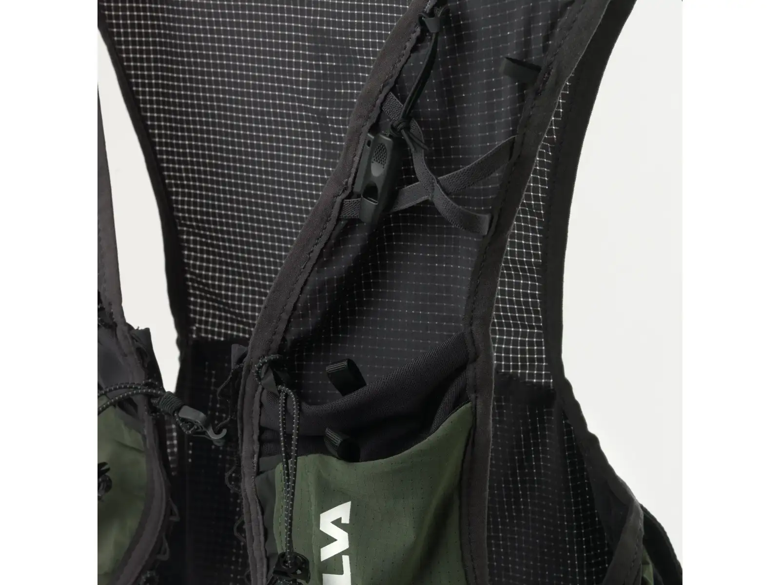 Silva Strive Fly Green Laufweste dunkelgrün