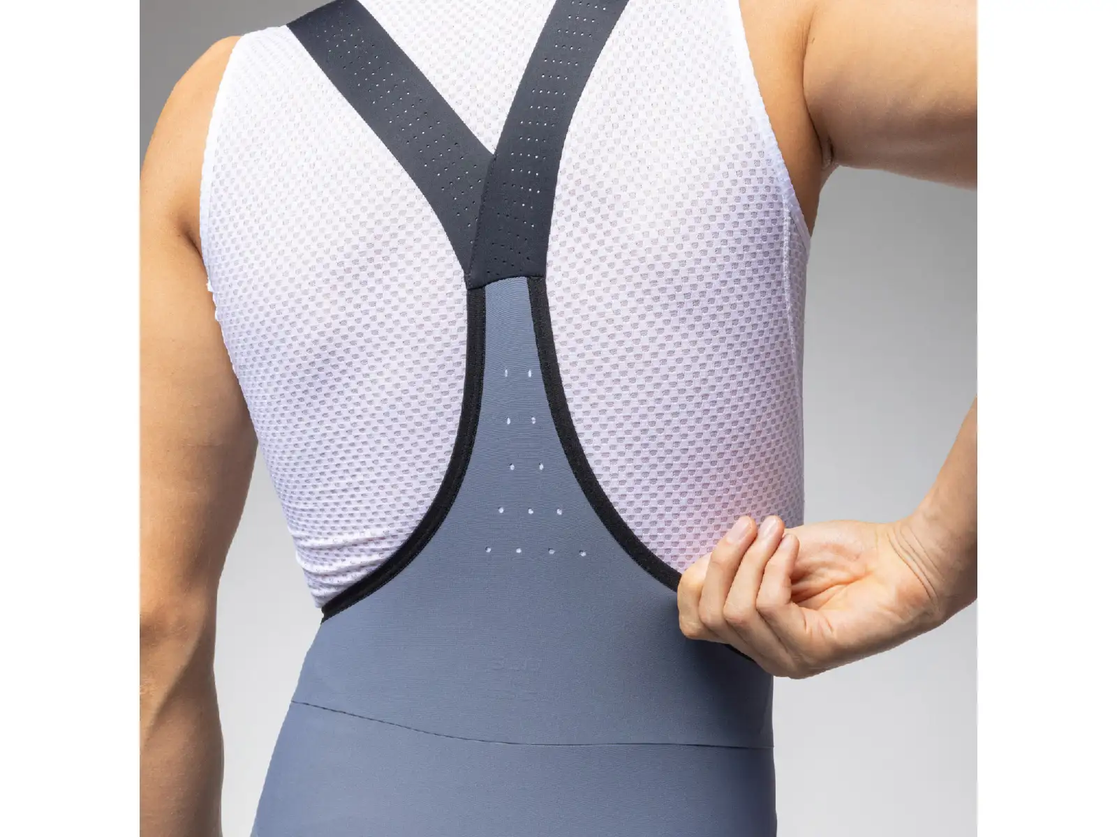 Alé R-EV1 GO Herren-Shorts mit Polster und Trägern Steel