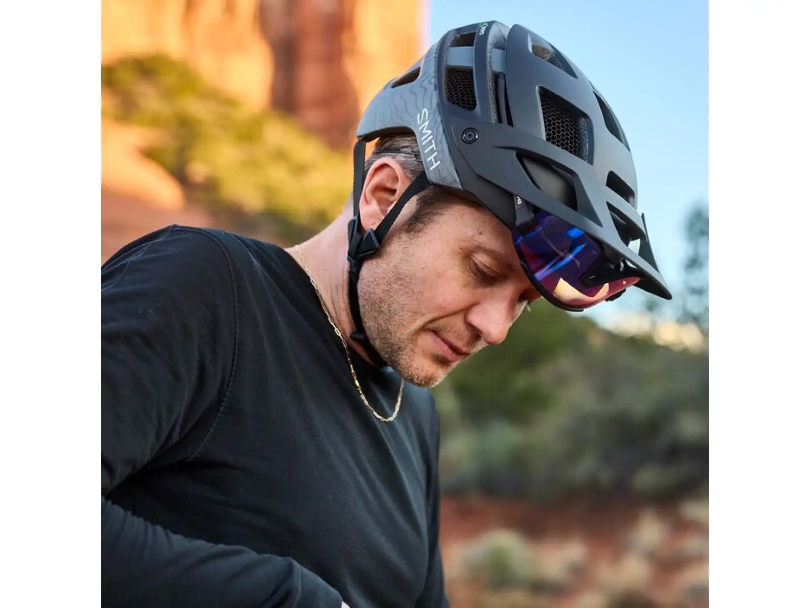 Smith Forefront 2 Mips Aleck CS Helm Matte Black Topo