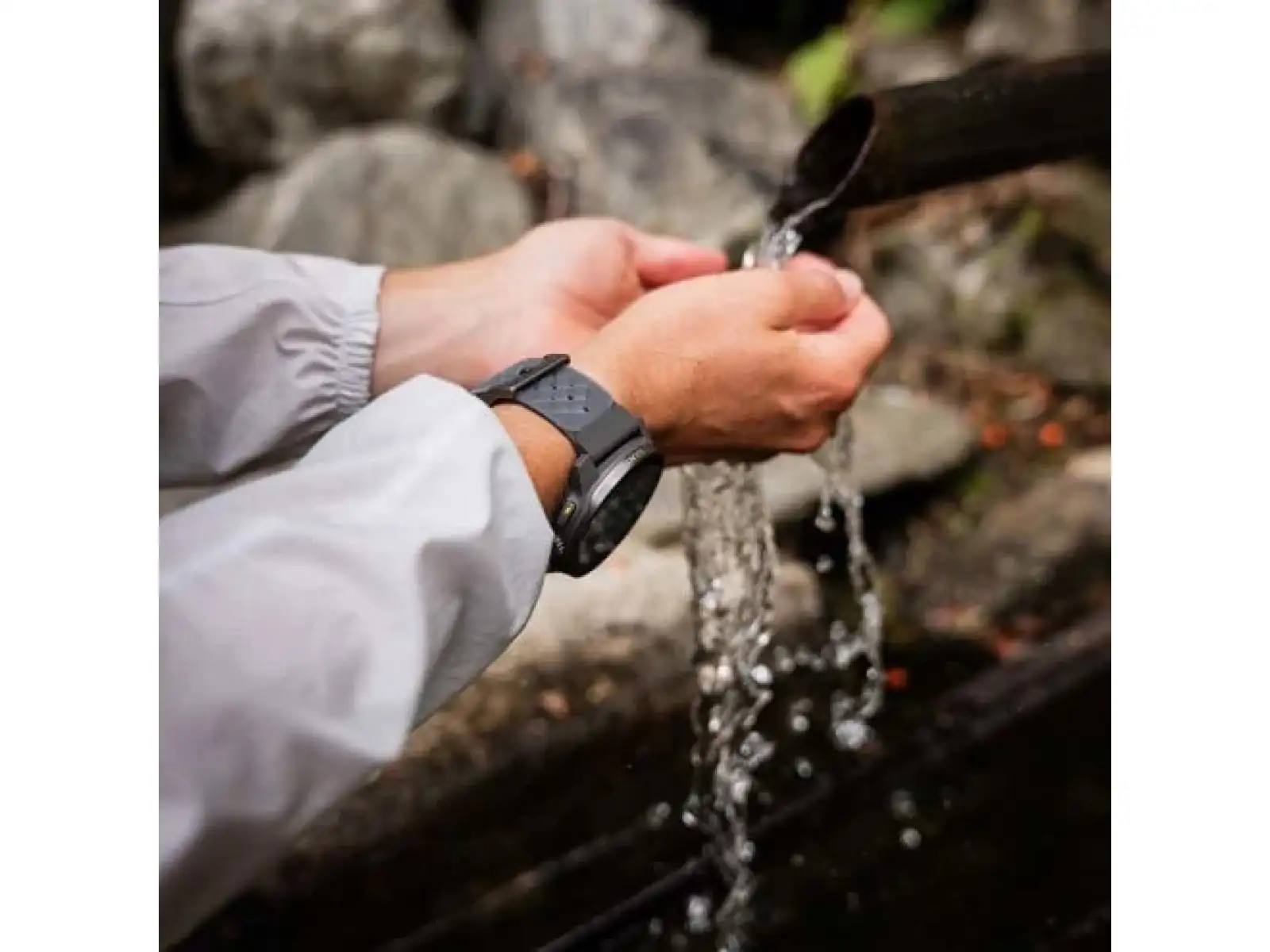 Suunto Race S Titanium Smartwatch Graphite