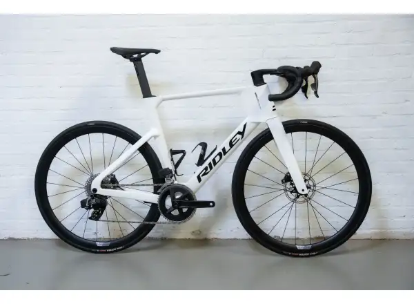 Ridley NOAH 3.0 Ultegra Di2 Rennrad Pearl White/Black