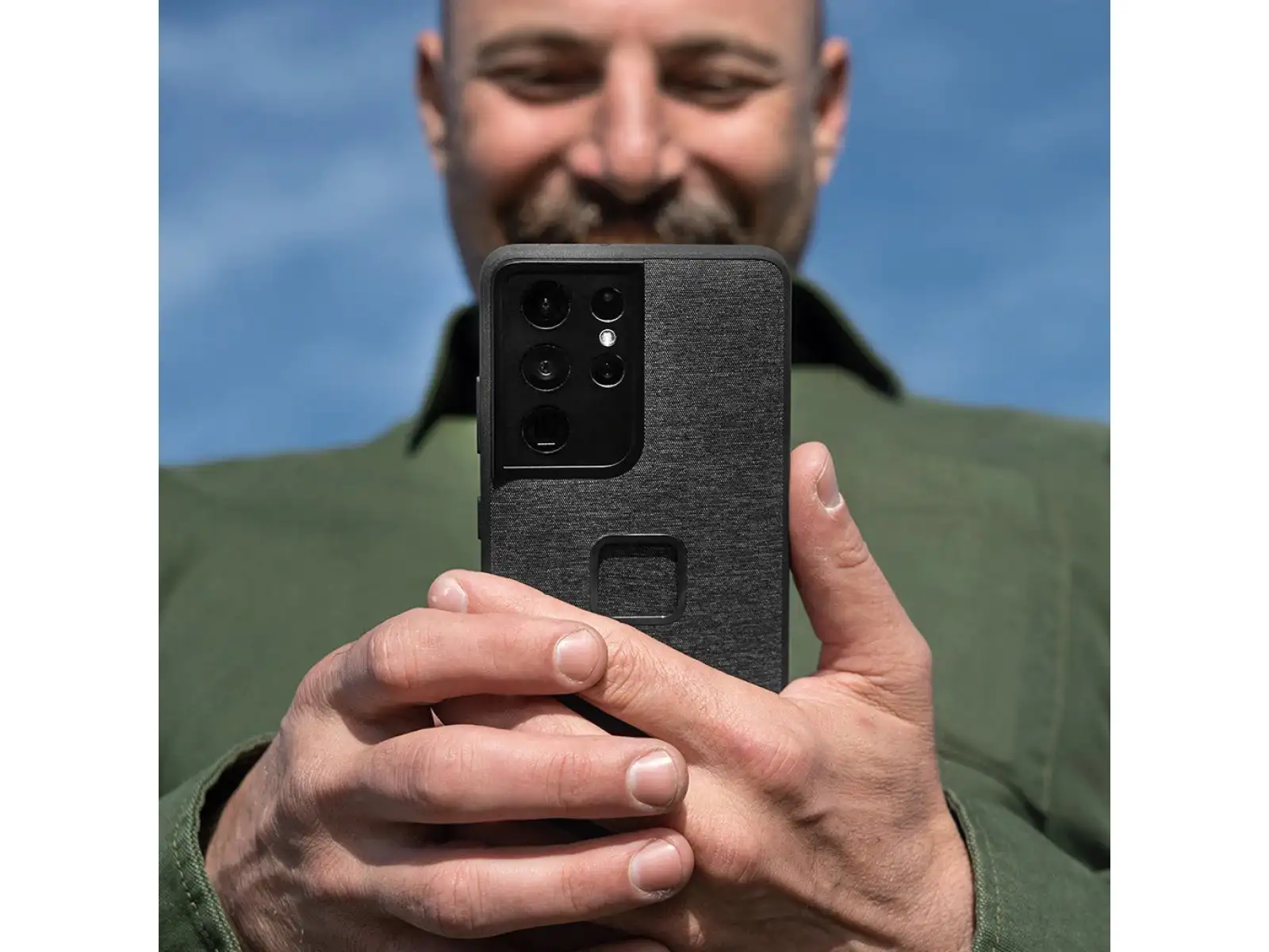 Peak Design Everyday Case für Samsung Galaxy S23+ Holzkohle
