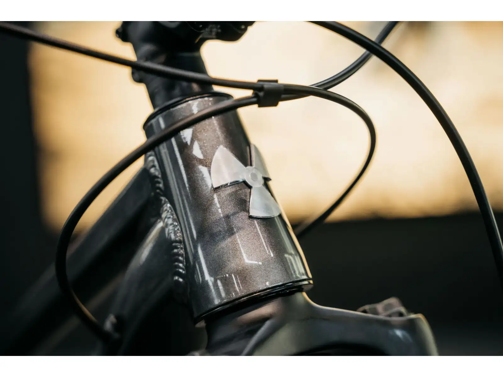 Nukeproof Tracker Sport 275 Essa 1x8 Mountainbike Black/Bronze