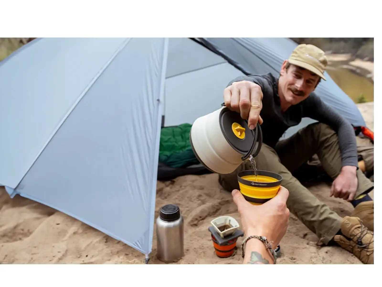 Sea to Summit Frontier Ultralight zusammenklappbarer Becher Yellow