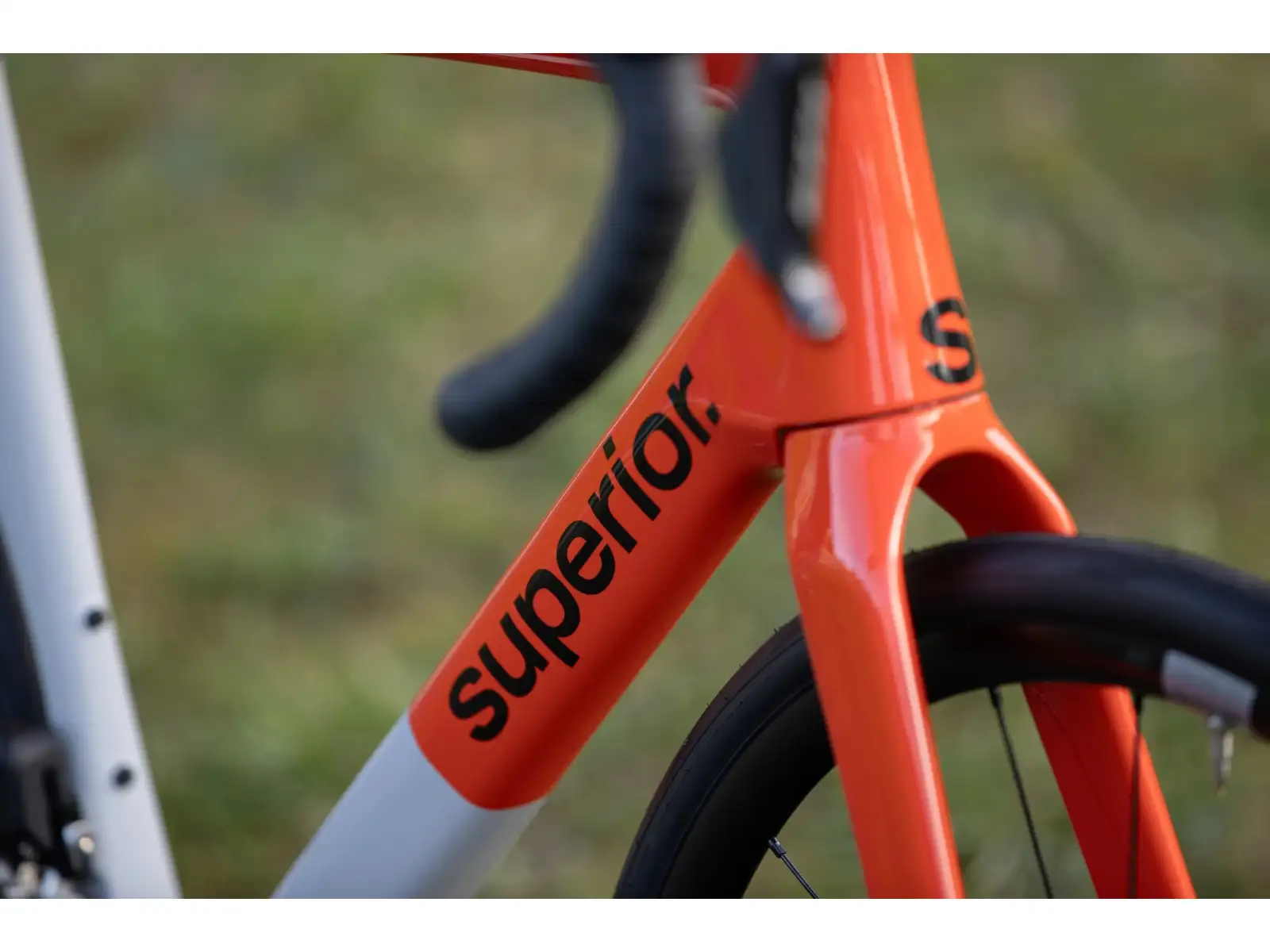 Superior XR 9.5 GF Rennrad Gloss Grey/Red