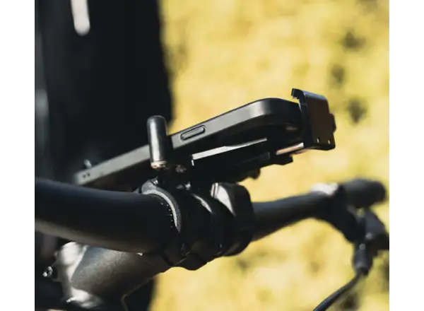 Lezyne CNC Handyhalterung schwarz