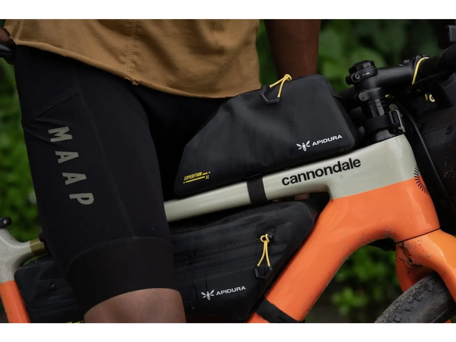 Apidura Expedition Bolt-on Oberrohrtasche Rahmentasche 1 l