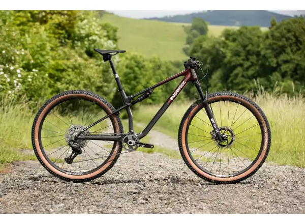 Superior MTB – XF 9.9 Team Gloss Carbon/Red