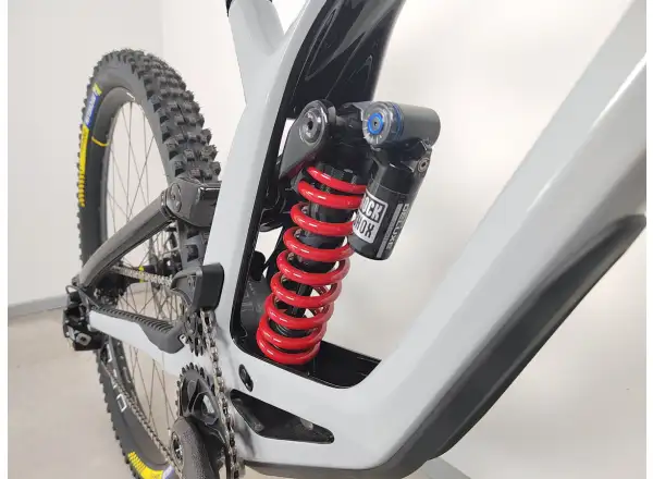 GT Fury Custom Downhill-Bike Größe M.