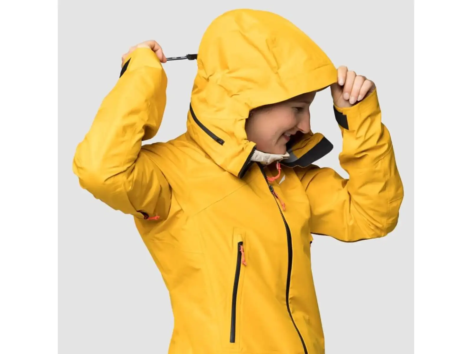 Salewa Ortles Gore-Tex 3L Damenjacke gold
