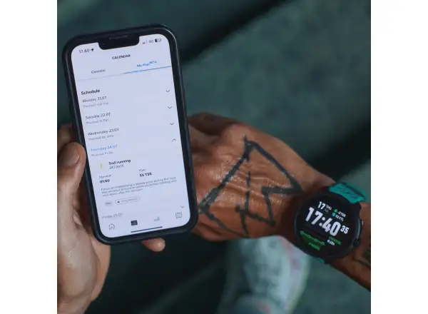 Suunto Race 2 Smartwatch Korallenorange