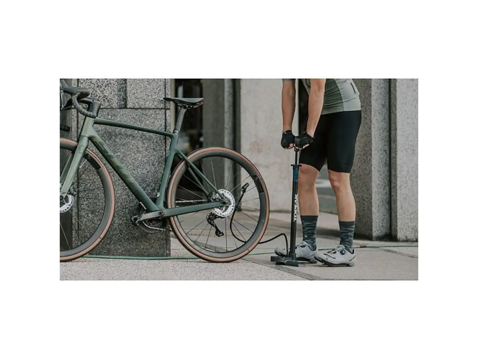 Topeak JoeBlow Roadie EX Werkstattpumpe Schwarz/Blau