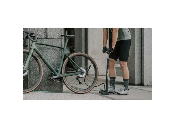 Topeak JoeBlow Roadie EX Werkstattpumpe Schwarz/Blau