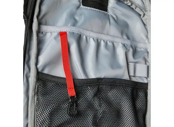 Fox Utility 10 l Rucksack mit Reservoir schwarz