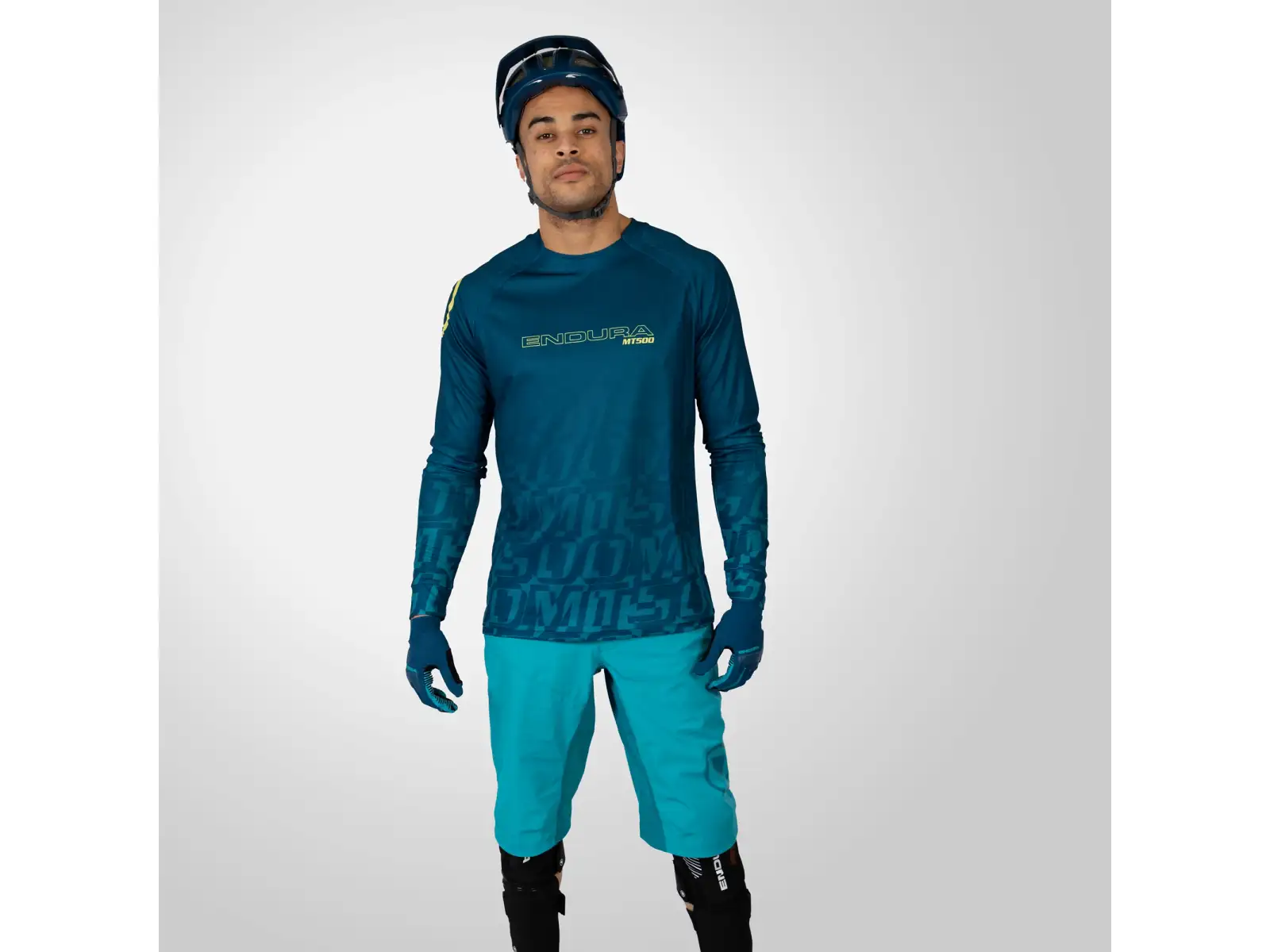 Endura MT500 D30 Knieschützer schwarz