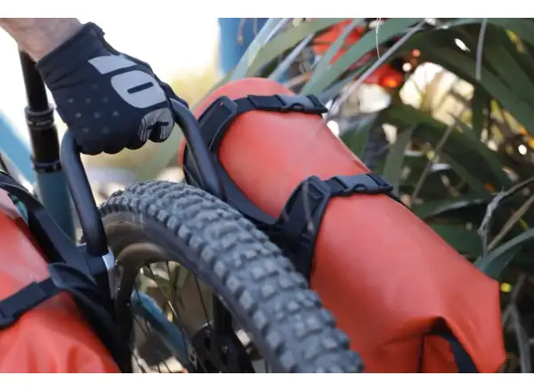 Aeroe Spider Rear Cradle Lenkerhalterung Schwarz