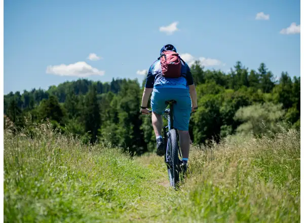 Endura Hummvee Herren Shorts mit Polsterung Black Camo