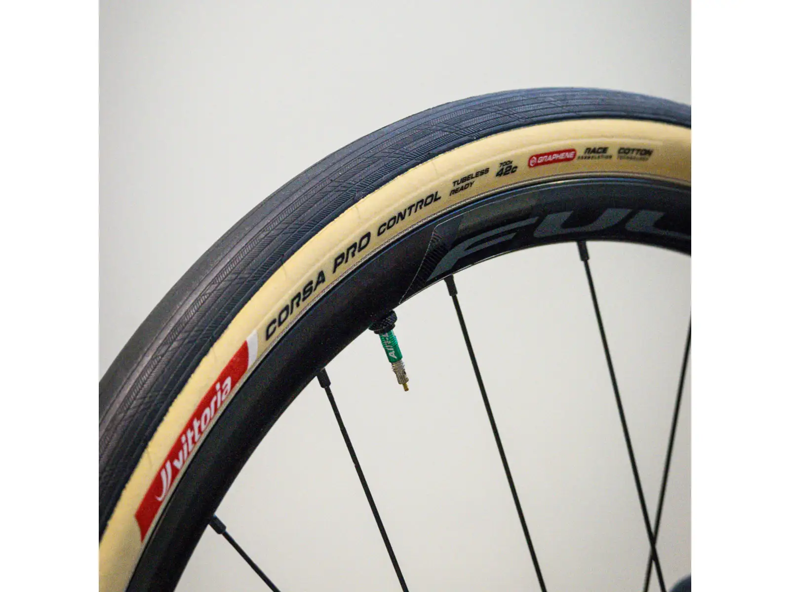 Vittoria Corsa Pro Control TLR Cotton G2.0 42-622 Rennreifen Kevlar tan-blk-blk