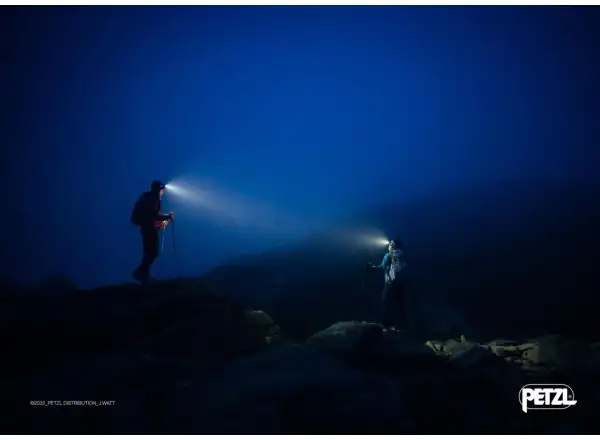 Petzl Actik Stirnlampe Grau