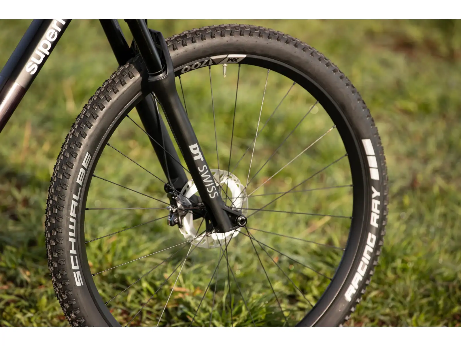 Superior XF 9.5 Team Mountainbike in Gloss Rot Carbon/Schwarz