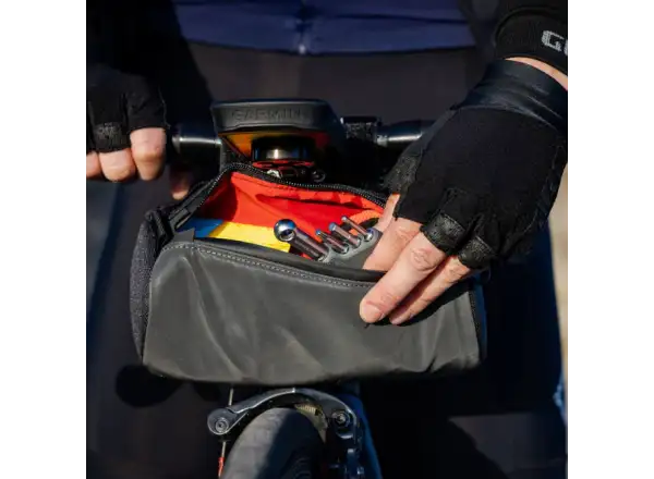 Blackburn Grid Lenkertasche Schwarz