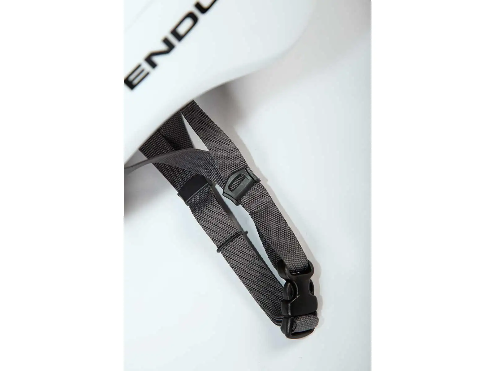 Endura Xtract II Helm Schwarz