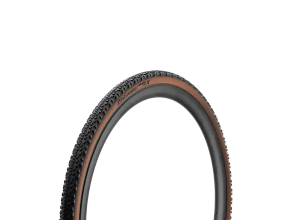 Pirelli Cinturato Gravel RC-X Klassischer Gravel-Reifen mit Kevlar in Schwarz.