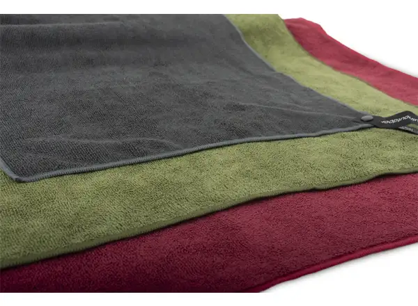 Pinguin Terry Towel Handtuch L rot (120x60 cm)