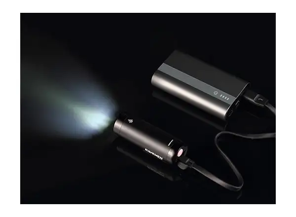Ravemen CR600 Vorderlicht