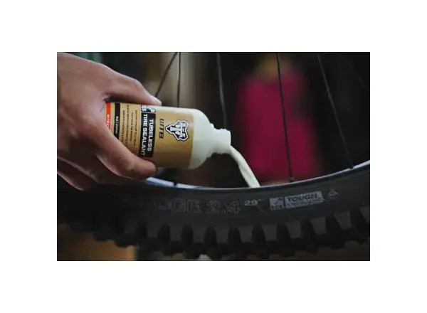 WTB TCS Tubeless Reifendichtmittel 236 ml