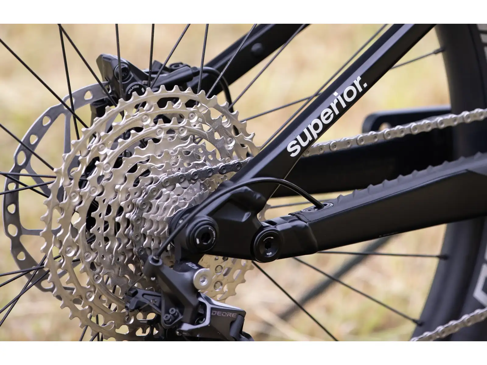 Superior eXF 8089 B Gloss Chrome/Matte Black vollgefederte Elektrofahrrad
