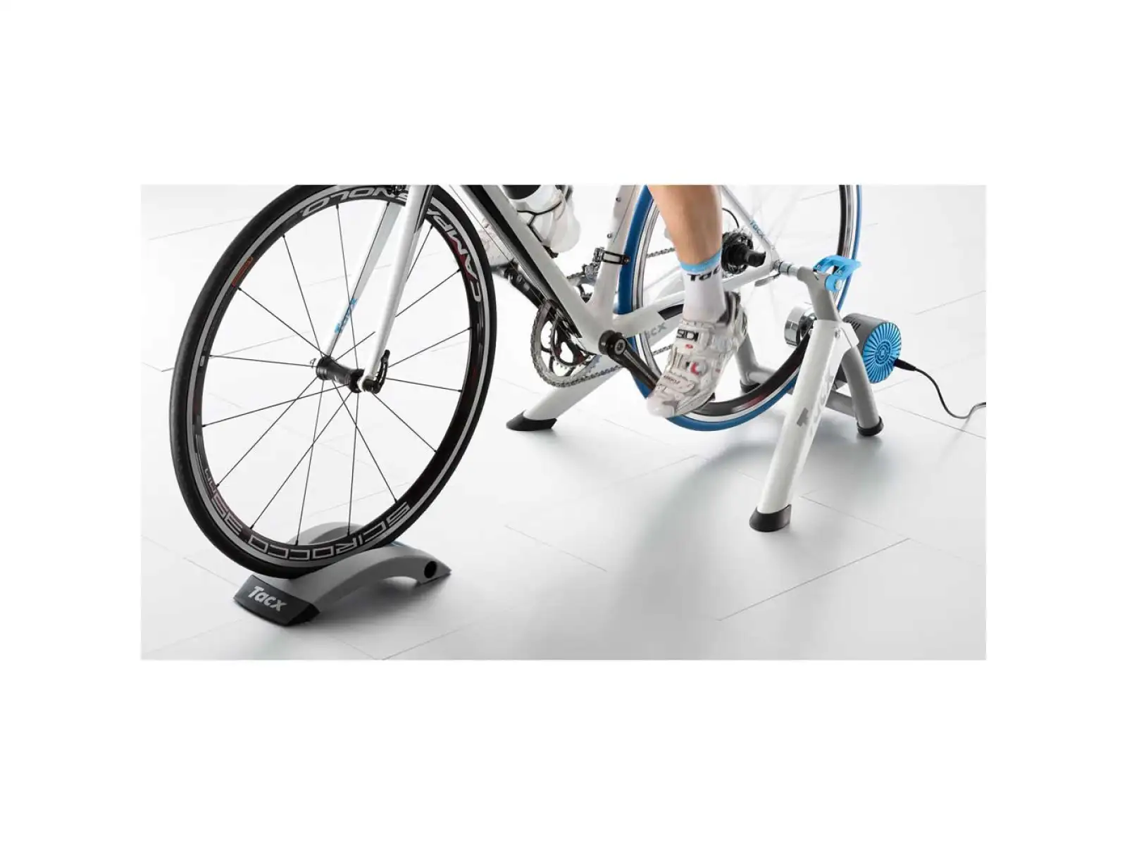 Tacx Flow Smart Trainer