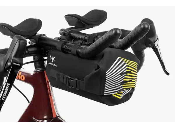Apidura Racing Lenkertasche 2,5 l schwarz