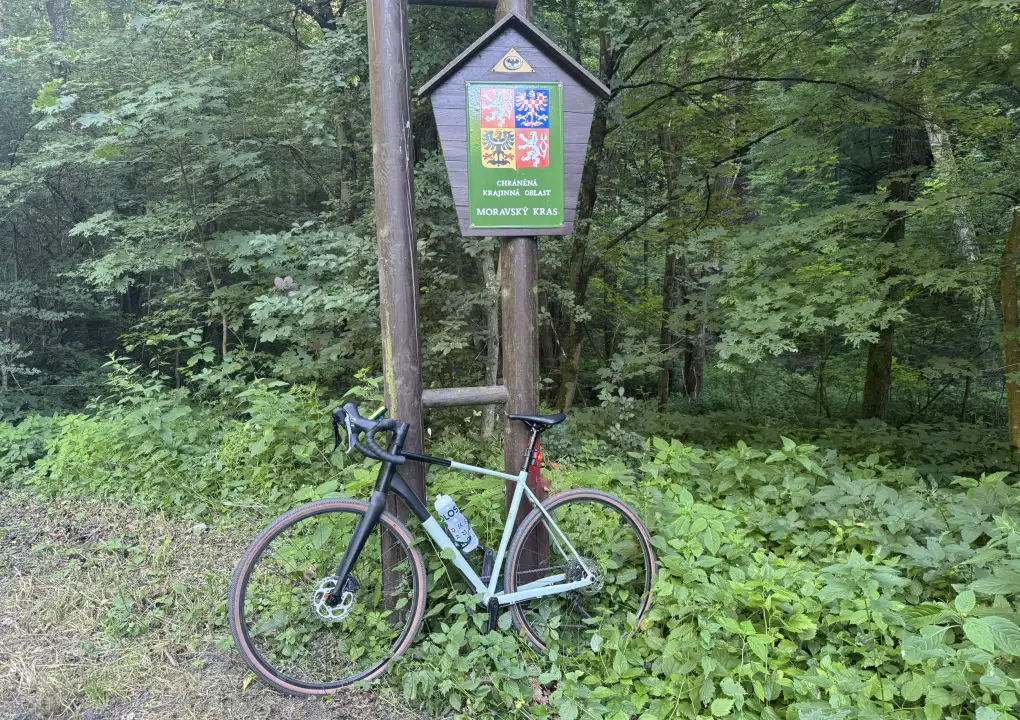 CHKO Moravský kras mit dem Fahrrad - Sommerausflug ins kälteste Tal