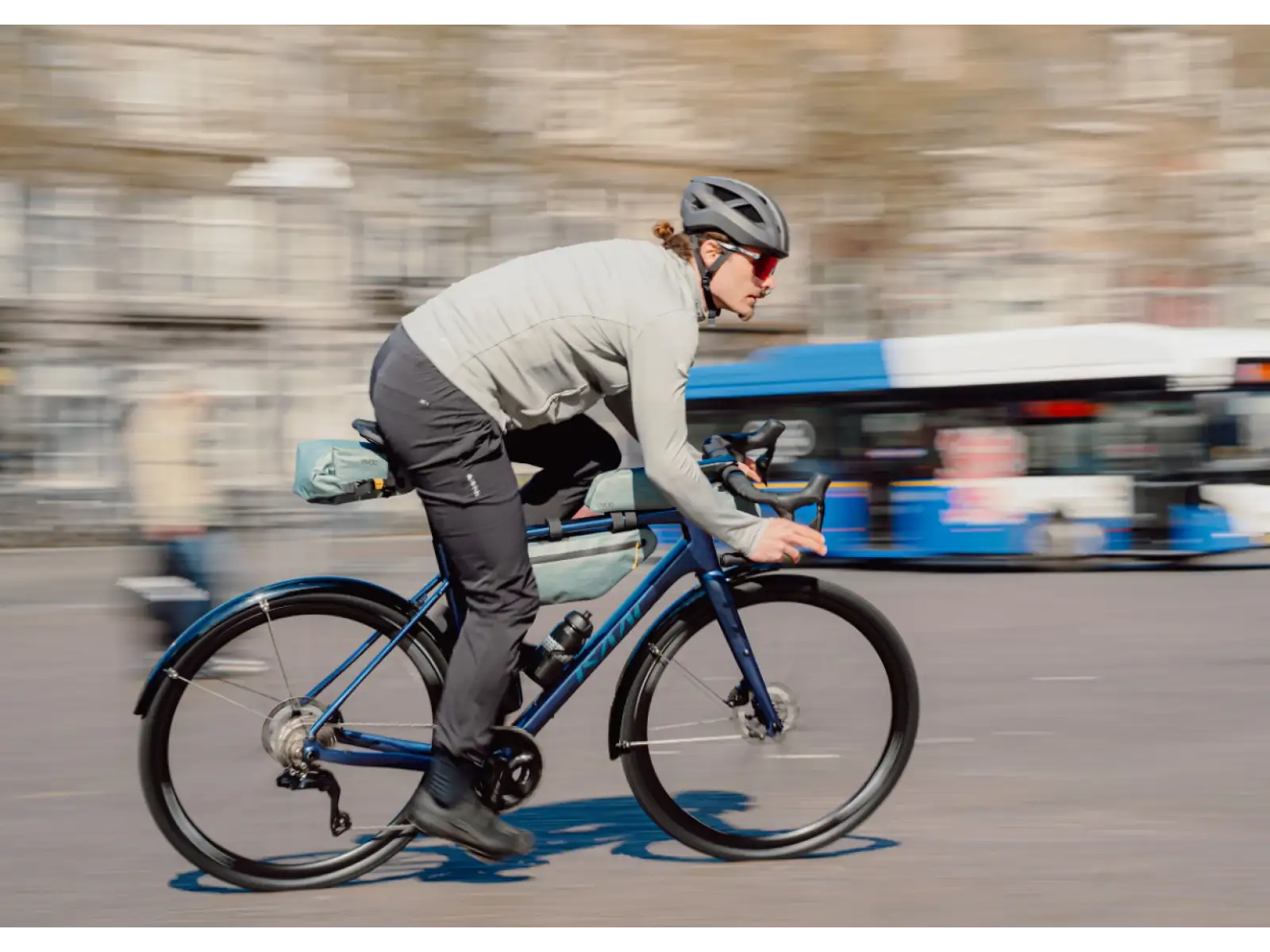 CX/Travel Isaac Kaon Saphire Blue 105 Di2 S
